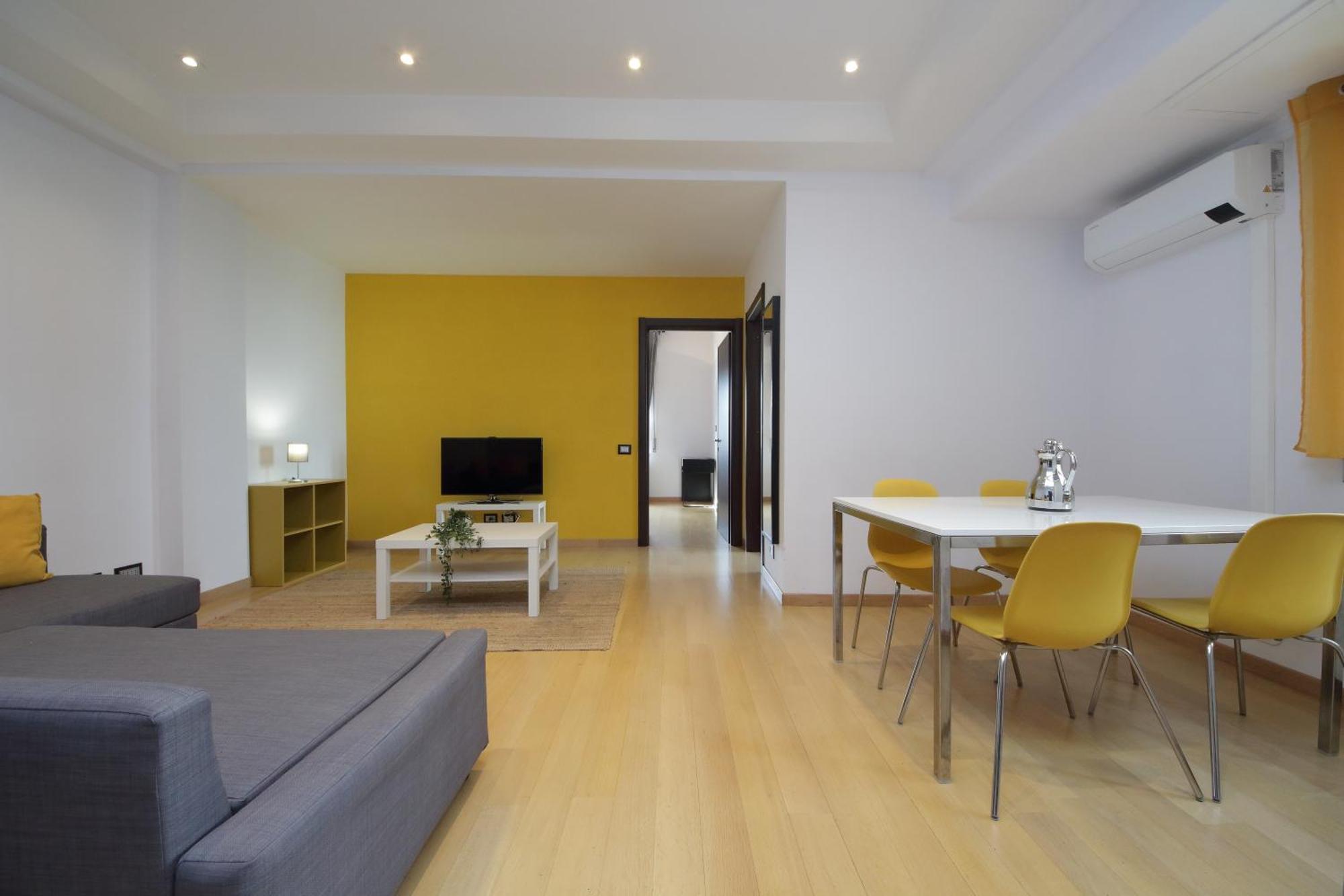 Cozy And Comfy Apartment In Piramide Metro Stop Rom Exterior foto