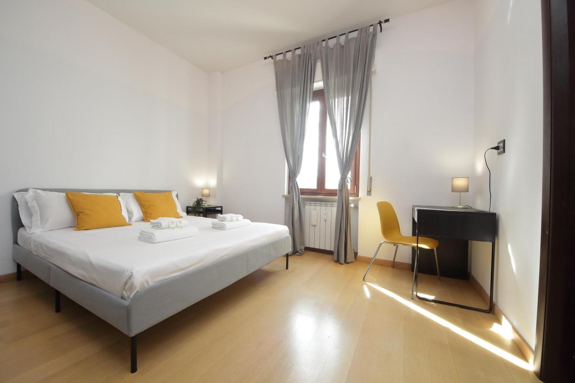 Cozy And Comfy Apartment In Piramide Metro Stop Rom Exterior foto